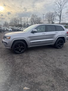 Used 2017 Jeep Grand Cherokee Altitude