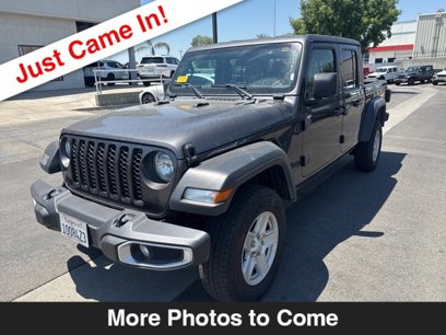 Used 2023 Jeep Gladiator Sport
