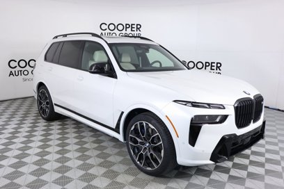 New 2025 BMW X7 M60i