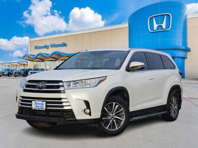 Used 2019 Toyota Highlander XLE