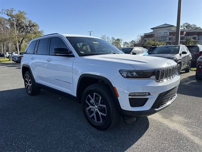 New 2025 Jeep Grand Cherokee Limited w/ Luxury Tech Group II