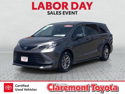 Used 2023 Toyota Sienna LE