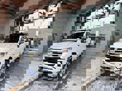 New 2025 Chevrolet Silverado 1500 LT