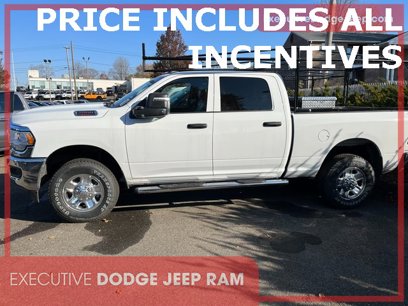 New 2024 RAM 2500 Tradesman w/ Chrome Appearance Group