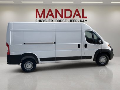 New 2024 RAM ProMaster 2500 w/ Power Group