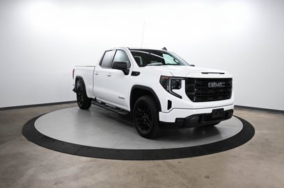 Certified 2023 GMC Sierra 1500 Elevation w/ LPO, Elevation Black Package