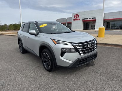 Used 2024 Nissan Rogue SV