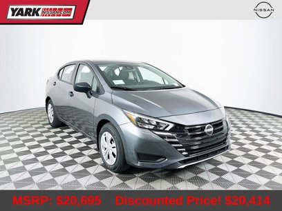 New 2025 Nissan Versa S w/ Trunk Package