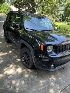 Used 2019 Jeep Renegade Altitude w/ Quick Order Package 2XM