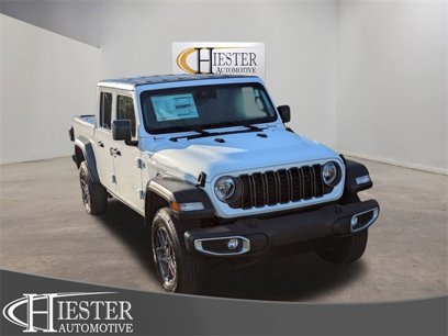 New 2025 Jeep Gladiator Sport