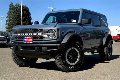 New 2024 Ford Bronco Badlands w/ Sasquatch Package