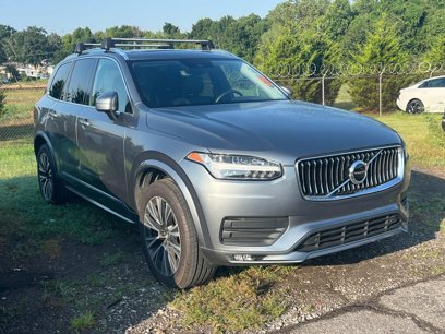 Used 2020 Volvo XC90 T5 Momentum w/ Protection Package Premier