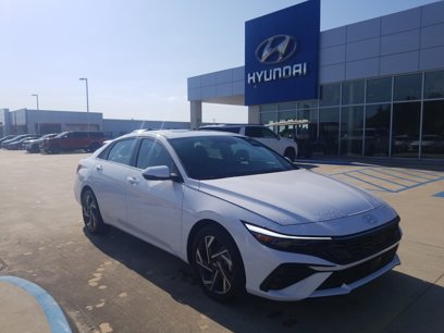 New 2025 Hyundai Elantra Limited