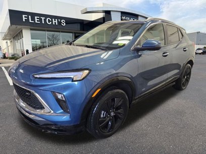 New 2025 Buick Encore GX Sport Touring w/ Comfort Package