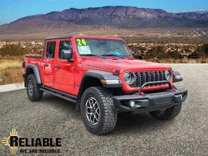 Used 2024 Jeep Gladiator Rubicon w/ Technology Group