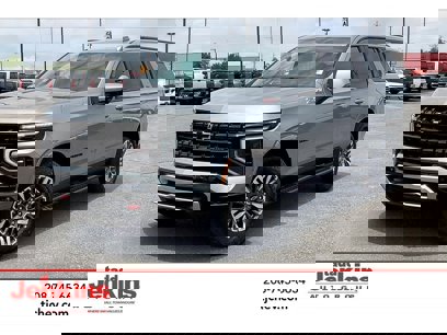 Used 2025 Chevrolet Suburban Z71 w/ Comfort Package