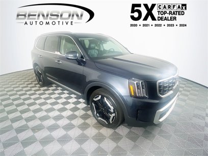 Used 2024 Kia Telluride S w/ S Sunroof Package