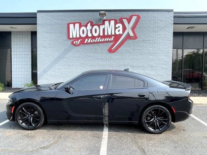 Used 2017 Dodge Charger SXT w/ Rallye Group