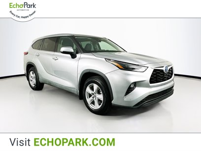 Used 2022 Toyota Highlander LE