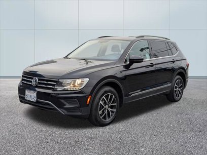 Used 2021 Volkswagen Tiguan SE w/ Panoramic Sunroof Package