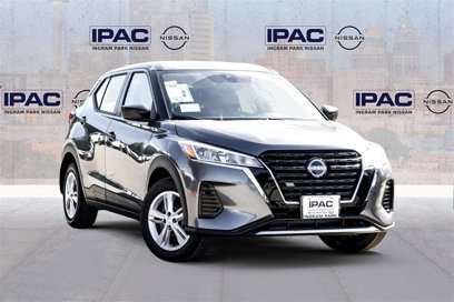 New 2025 Nissan Kicks Play S