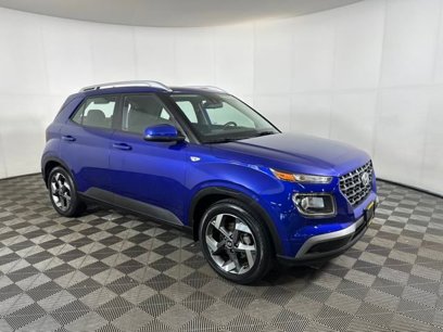 Used 2022 Hyundai Venue SEL
