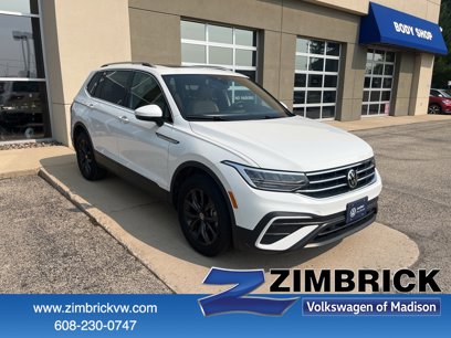 Certified 2024 Volkswagen Tiguan SE w/ Panoramic Sunroof Package