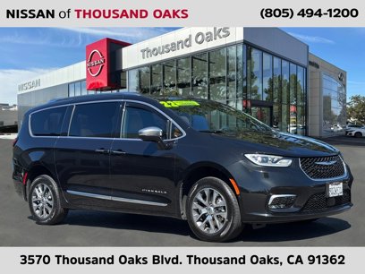 Used 2022 Chrysler Pacifica Pinnacle