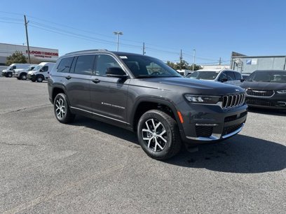New 2025 Jeep Grand Cherokee L Limited w/ Luxury Tech Group II