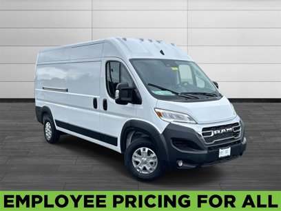 New 2025 RAM ProMaster 2500 w/ Quick Order Package 22G SLT