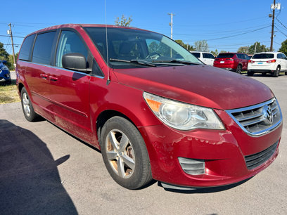 Used 2009 Volkswagen Routan SE