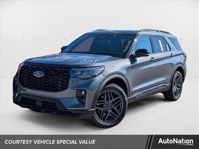 New 2025 Ford Explorer ST-Line w/ Premium Package