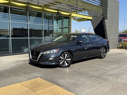 Used 2022 Nissan Altima 2.5 SV