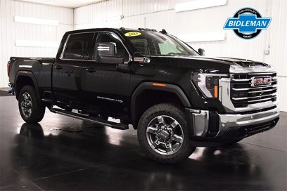 New 2025 GMC Sierra 2500 SLE w/ SLE Value Package;