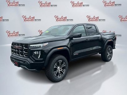 New 2025 GMC Canyon AT4
