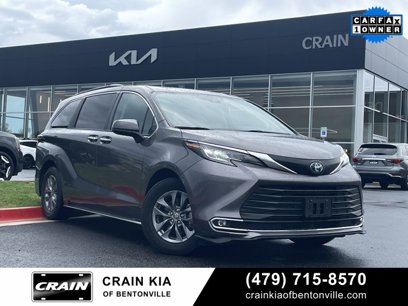 Used 2021 Toyota Sienna XLE