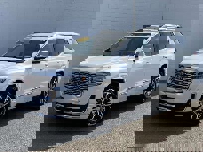 Used 2023 GMC Acadia Denali w/ Denali Ultimate Package