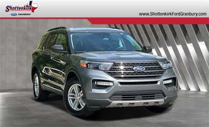 Certified 2023 Ford Explorer XLT w/ Equipment Group 202A