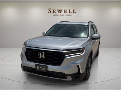 Used 2025 Honda Pilot Touring