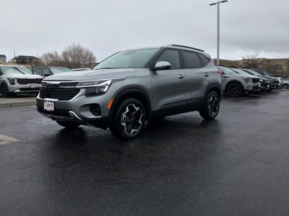 New 2025 Kia Seltos S