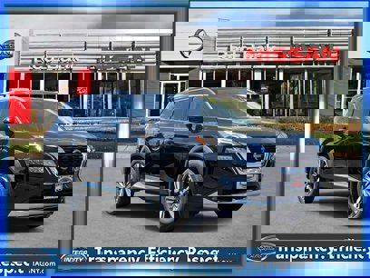 Used 2022 Nissan Rogue Platinum w/ Head-Up Display Package