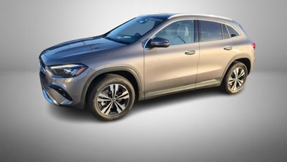 New 2025 Mercedes-Benz GLA 250