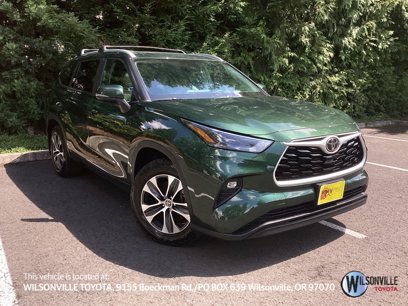 Used 2023 Toyota Highlander XLE