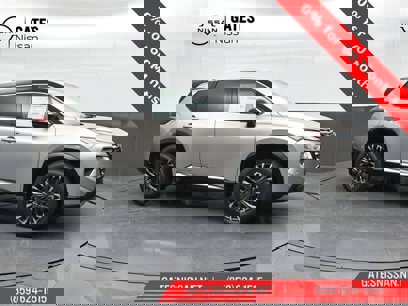 New 2025 Nissan Rogue Platinum w/ Tech Package