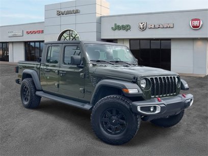 Certified 2023 Jeep Gladiator Sport w/ Off Road Group