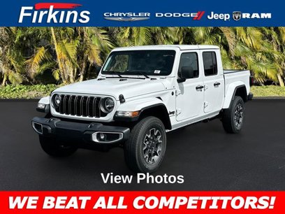 New 2025 Jeep Gladiator Sport