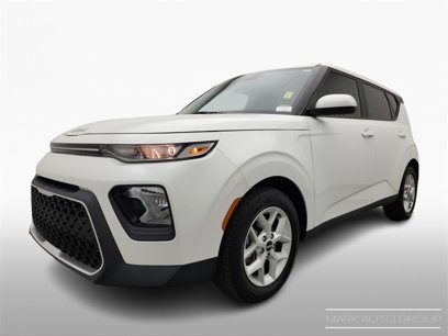 Used 2022 Kia Soul LX w/ Technology Package