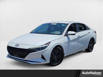 Certified 2022 Hyundai Elantra SEL w/ Convenience Package