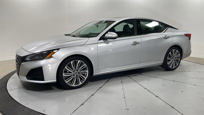 Used 2023 Nissan Altima 2.5 SL