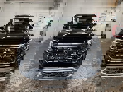 New 2024 Volkswagen Atlas Cross Sport SE